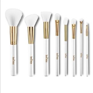 Terre mere Eight-piece Brush Set